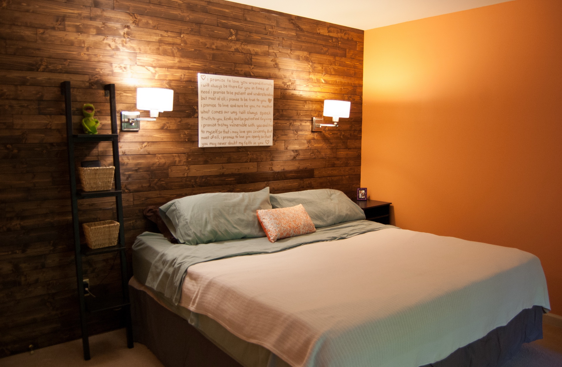 Bedside wall lights - Enhance Your Bedroom Decor ...
