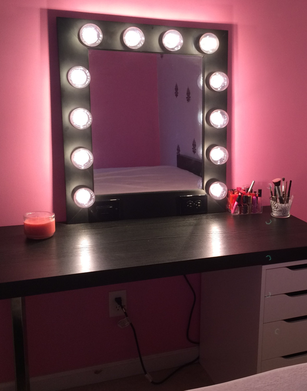 10 reasons to buy Wall makeup mirror with lights | Warisan ...