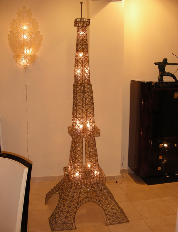 10 Factors to consider when buying Eiffel tower floor lamp  Warisan Lighting