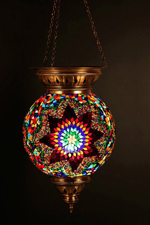 Get moroccan lamps to bring the Oriental magic to your room | Warisan
