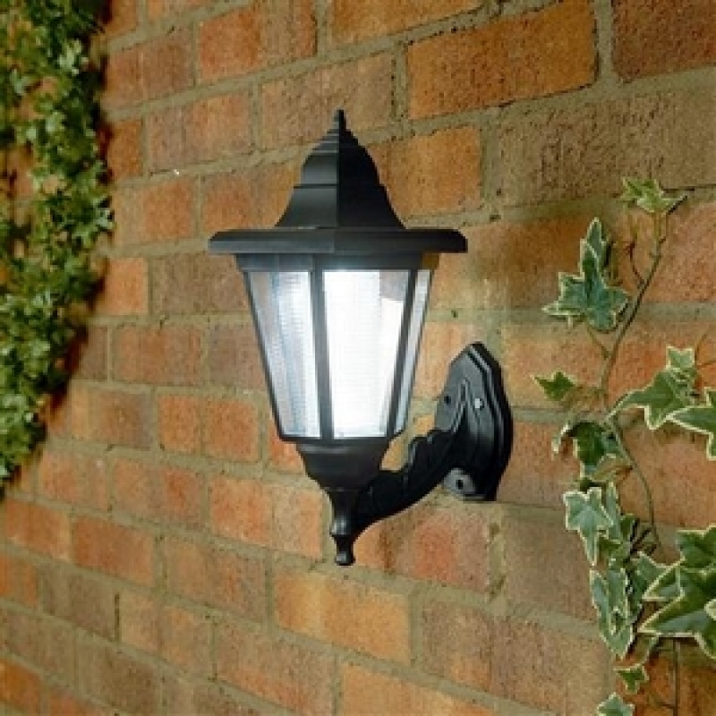 Solar garden wall lights - 10 ways to light your garden ...