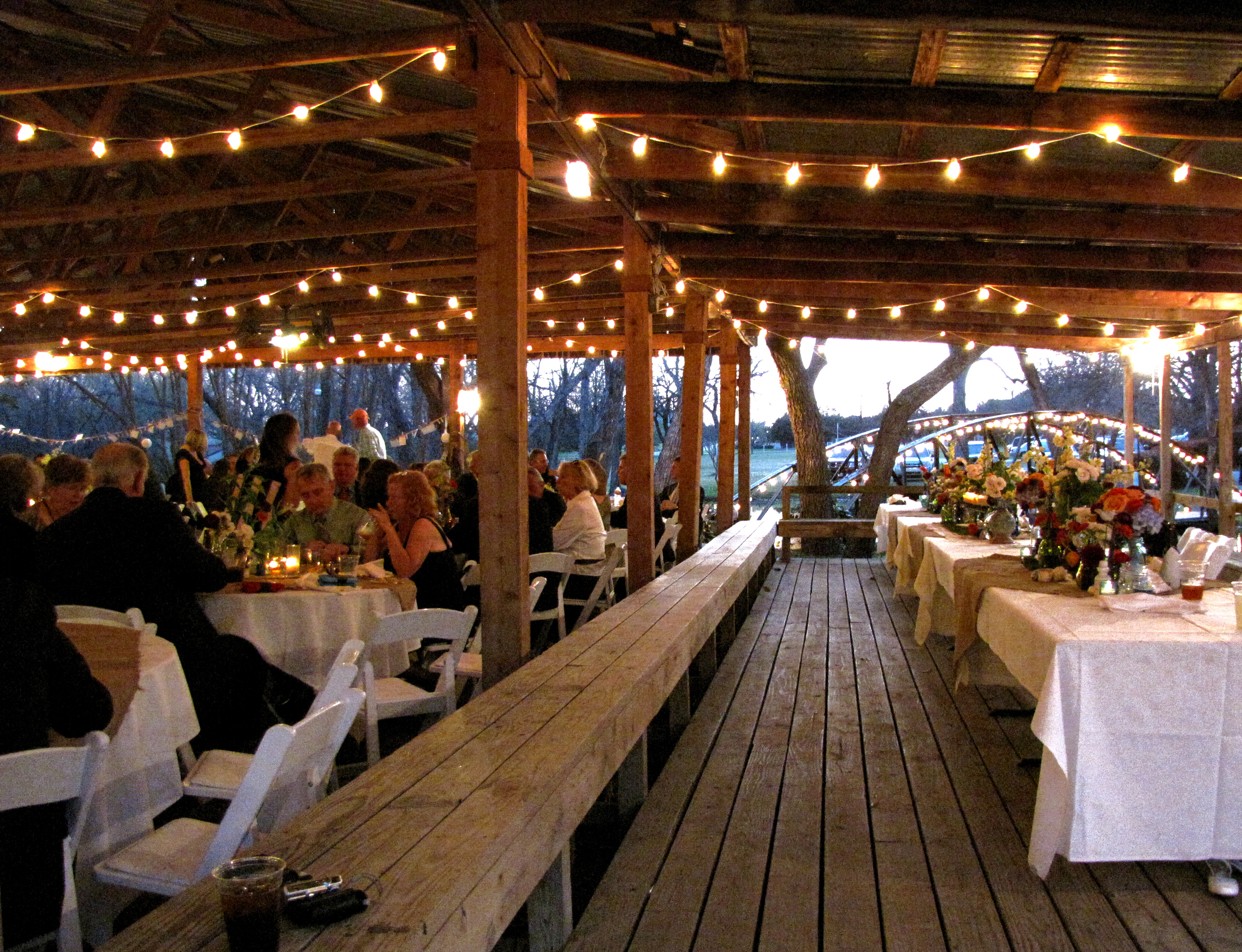 Wedding outdoor lights - 11 ways methods to make sure your ...