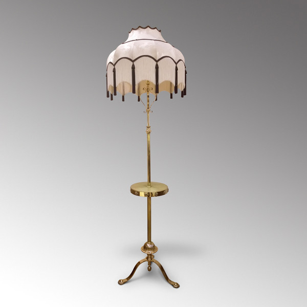 1920s-lamp-photo-13