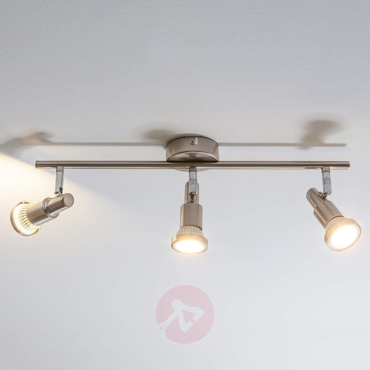 3 bulb ceiling light