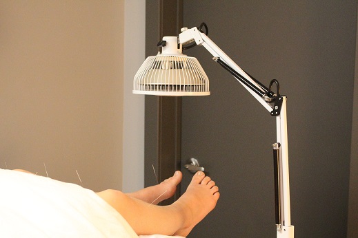 acupuncture-heat-lamp-photo-13