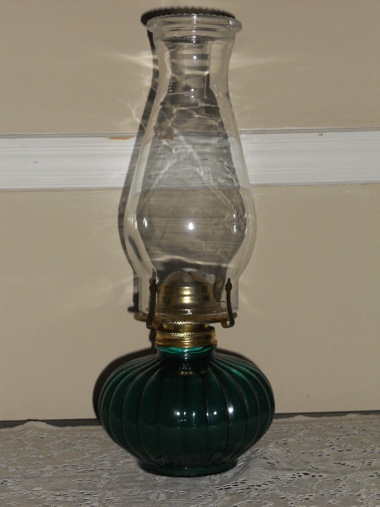 antique-lamplight-farms-oil-lamps-photo-7