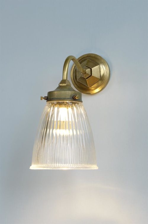 brass-effect-wall-lights-photo-4