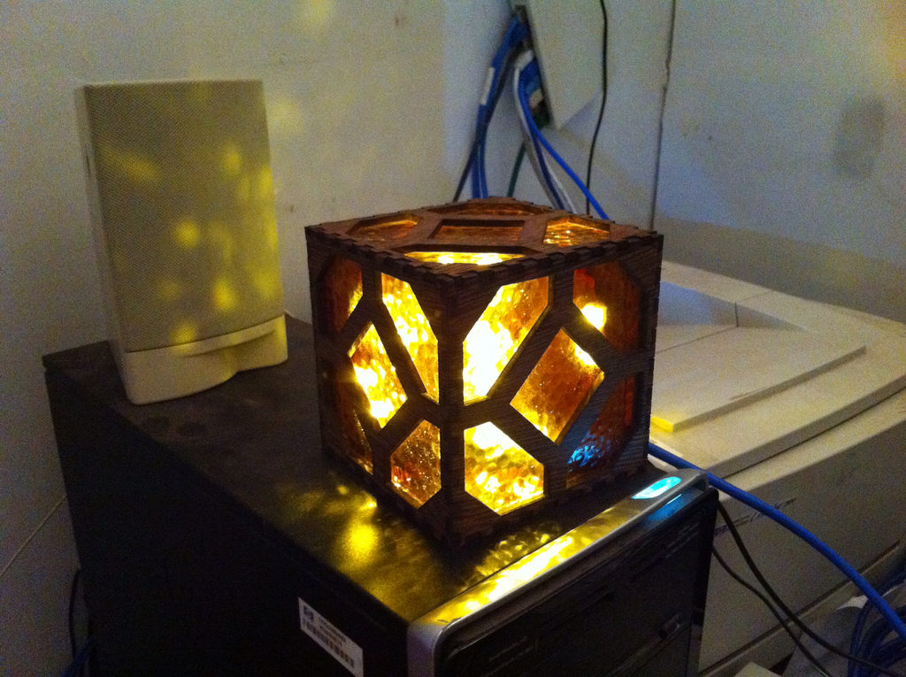 glowstone-lamp-photo-1