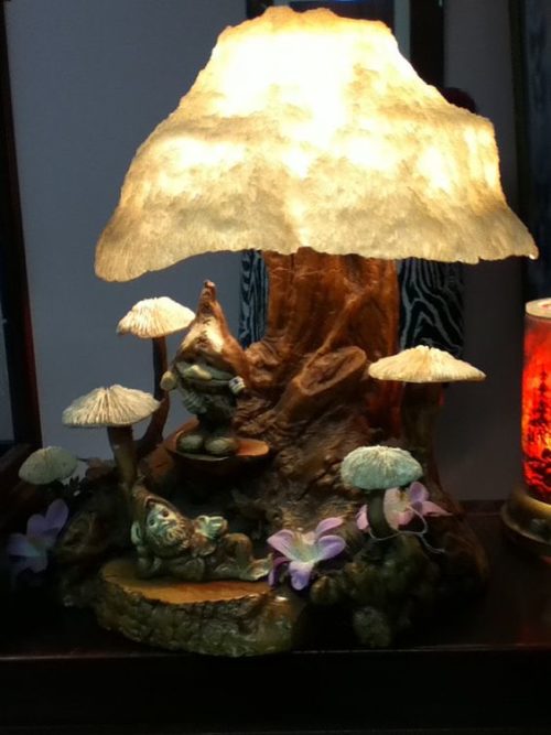 magic-mushroom-lamp-photo-5