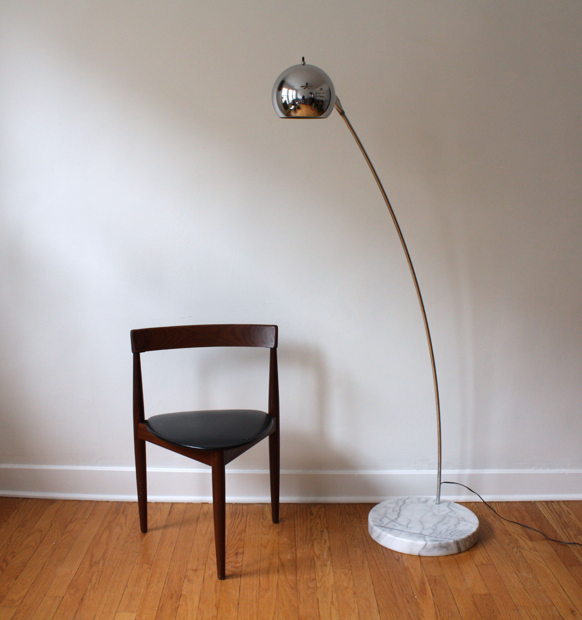 Mid Century Floor Lamps When Light Ought To Fall In A Way