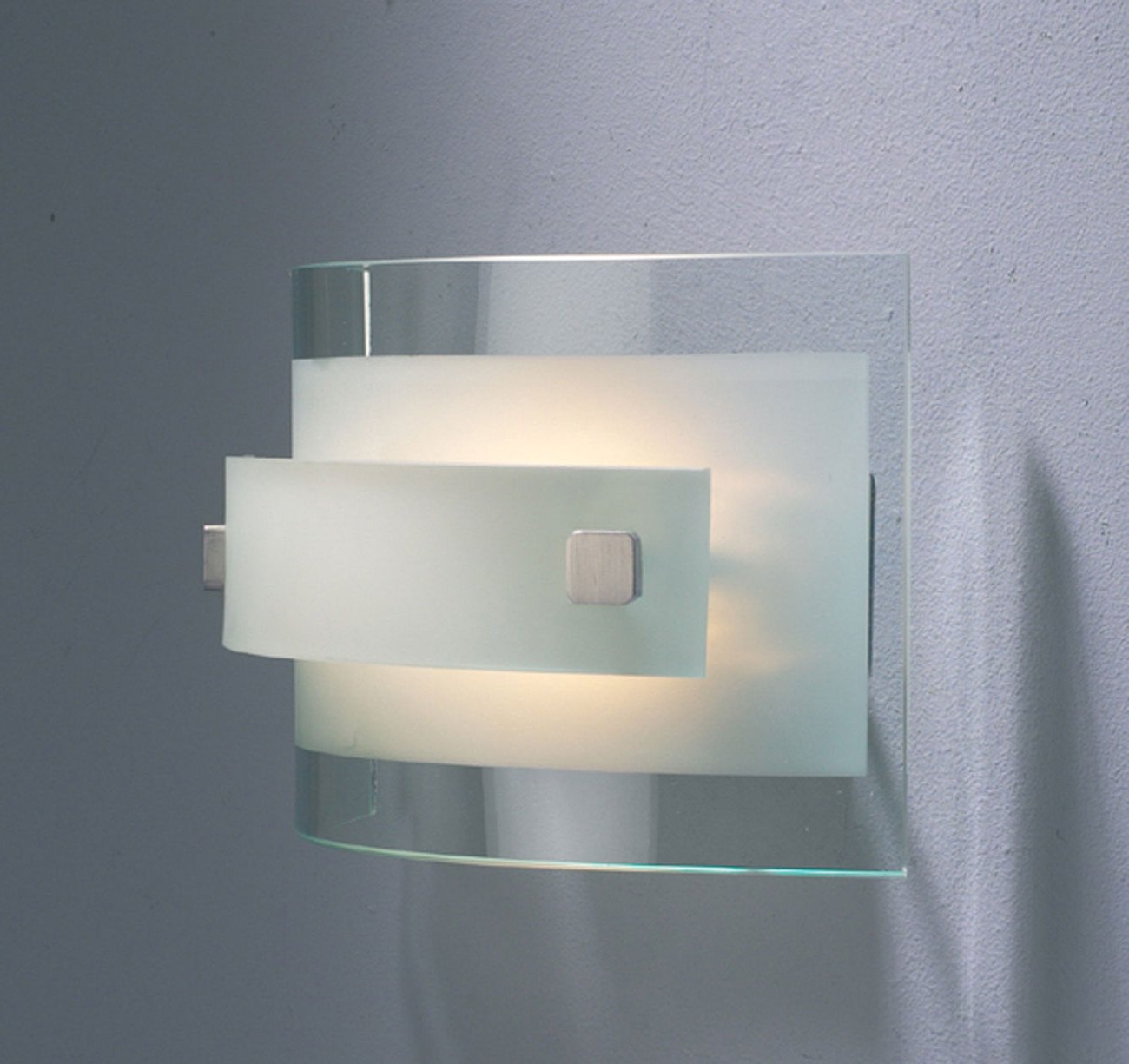 modern-wall-light-fixtures-photo-13