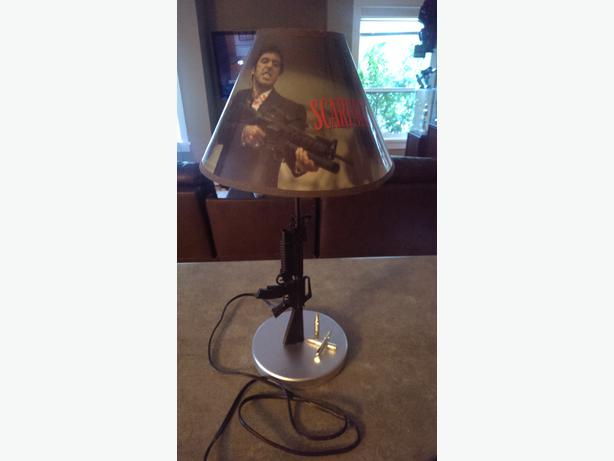 scarface-lamp-photo-5