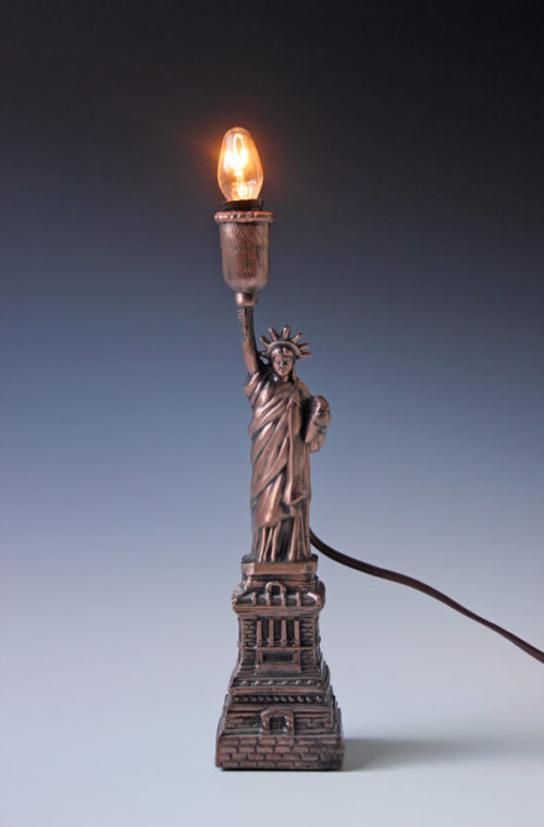 Statue of liberty lamp - The Wonders of Lights | Warisan Lighting