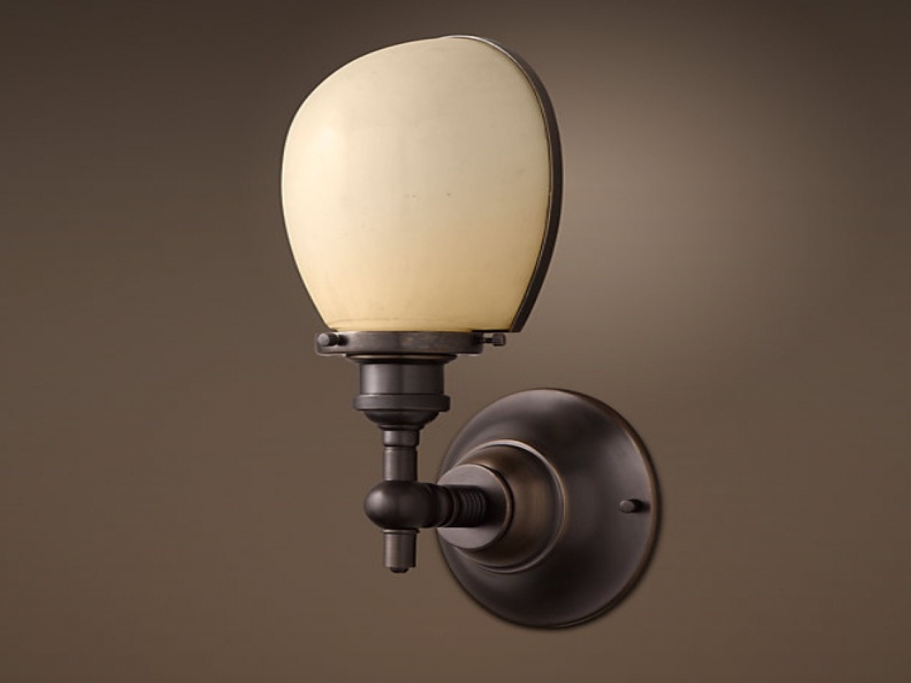 Бра в москве. Бра Vintage Barn Sconce Golden. Кэжуал бра светильник. Бра rh Vintage English Oval. Arezzo, Astro 1049001.