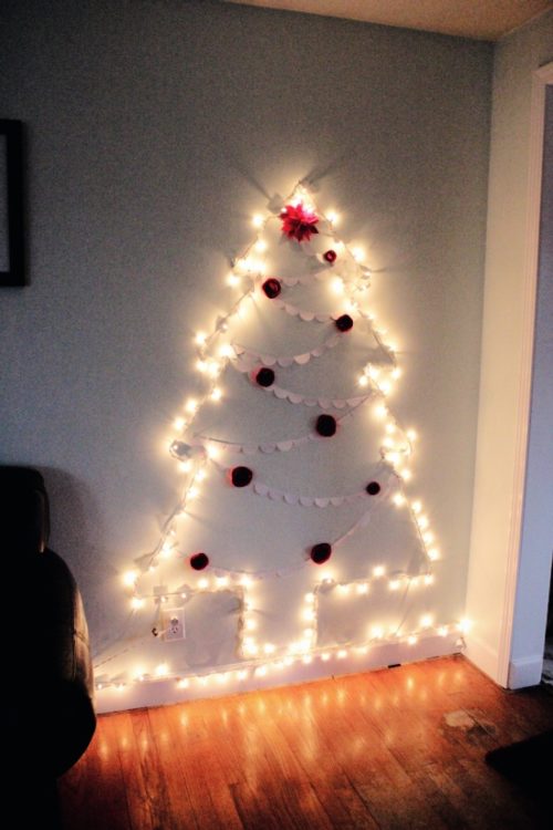 wall-christmas-tree-with-lights-photo-14