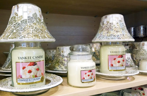 yankee-candle-lamp-photo-2