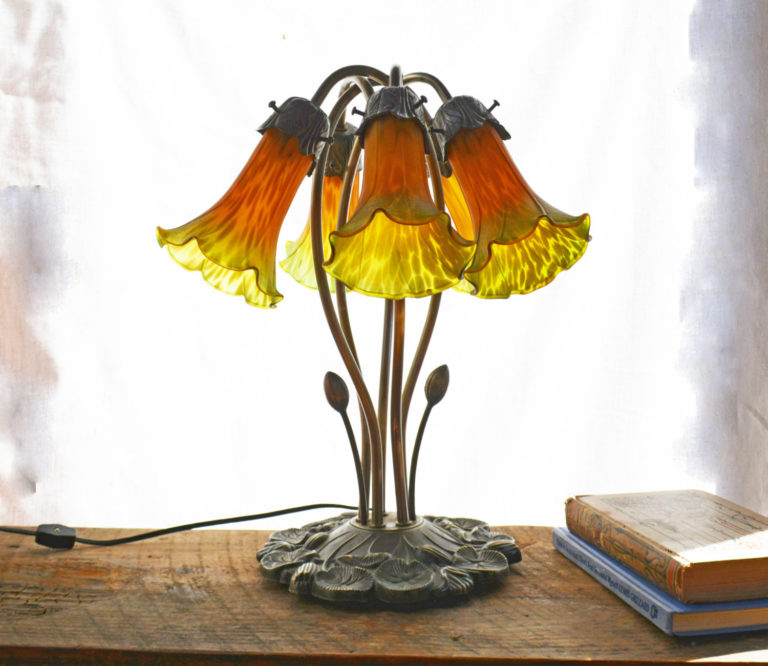 Try all benefits of Angel lamps Warisan Lighting