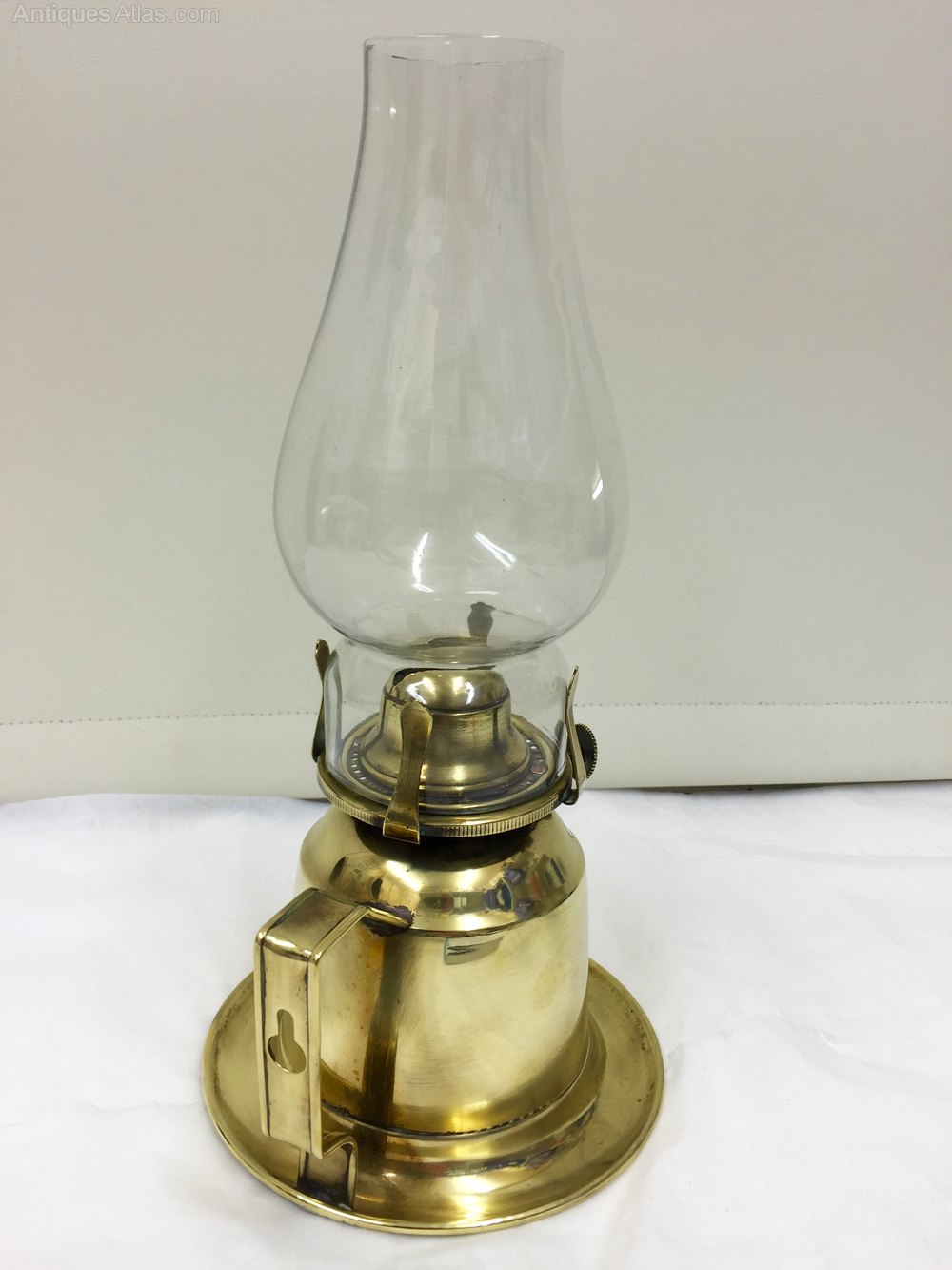 What Are Old Brass Lamps Worth at Alice Behne blog