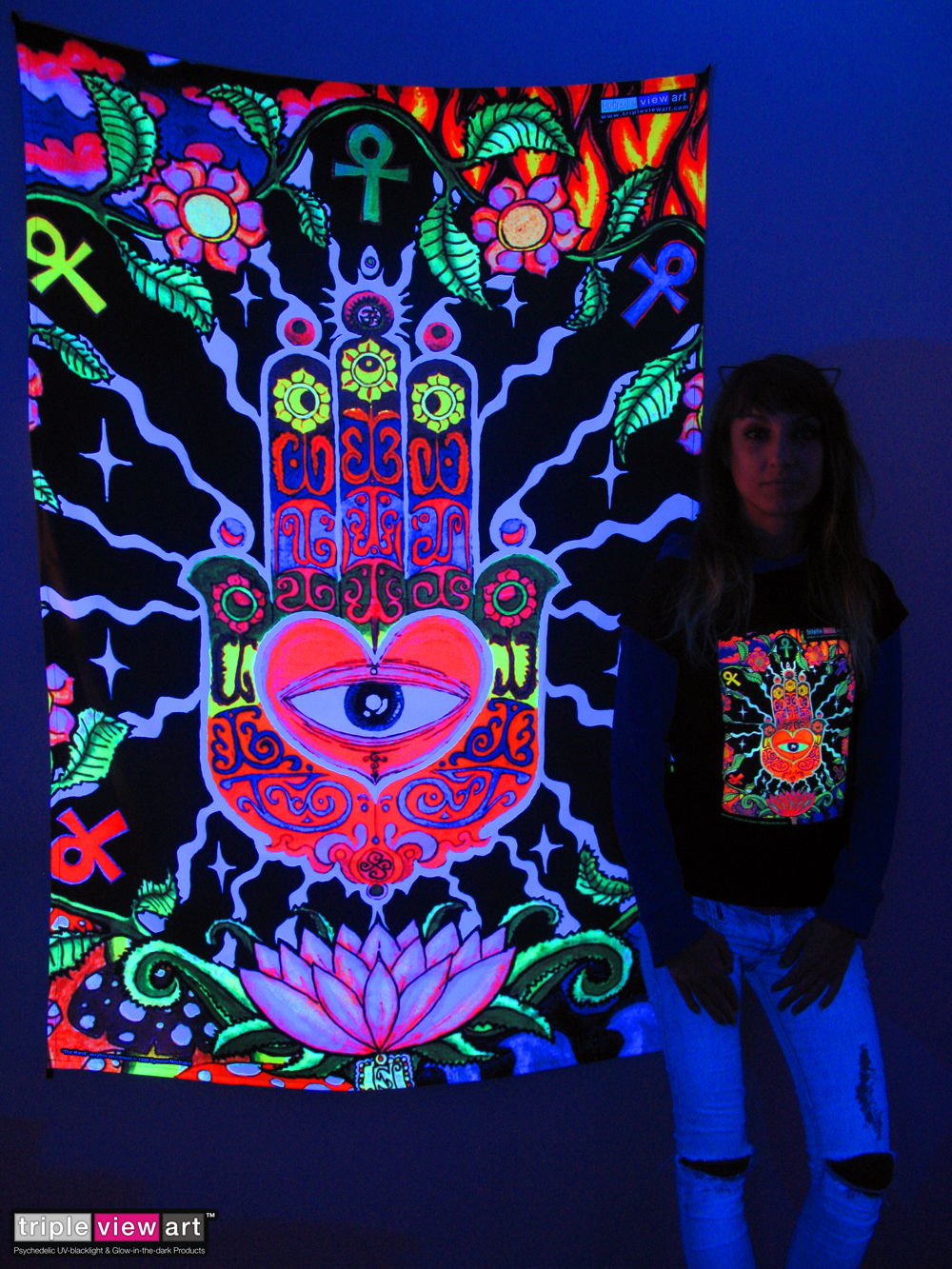 Black light wall art is the awesome decorative product? - Warisan Lighting