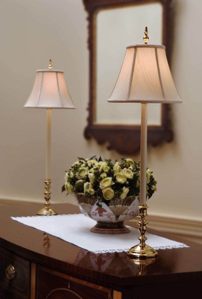 10 Powerful Advantages of Using Brass Buffet Lamps Warisan Lighting