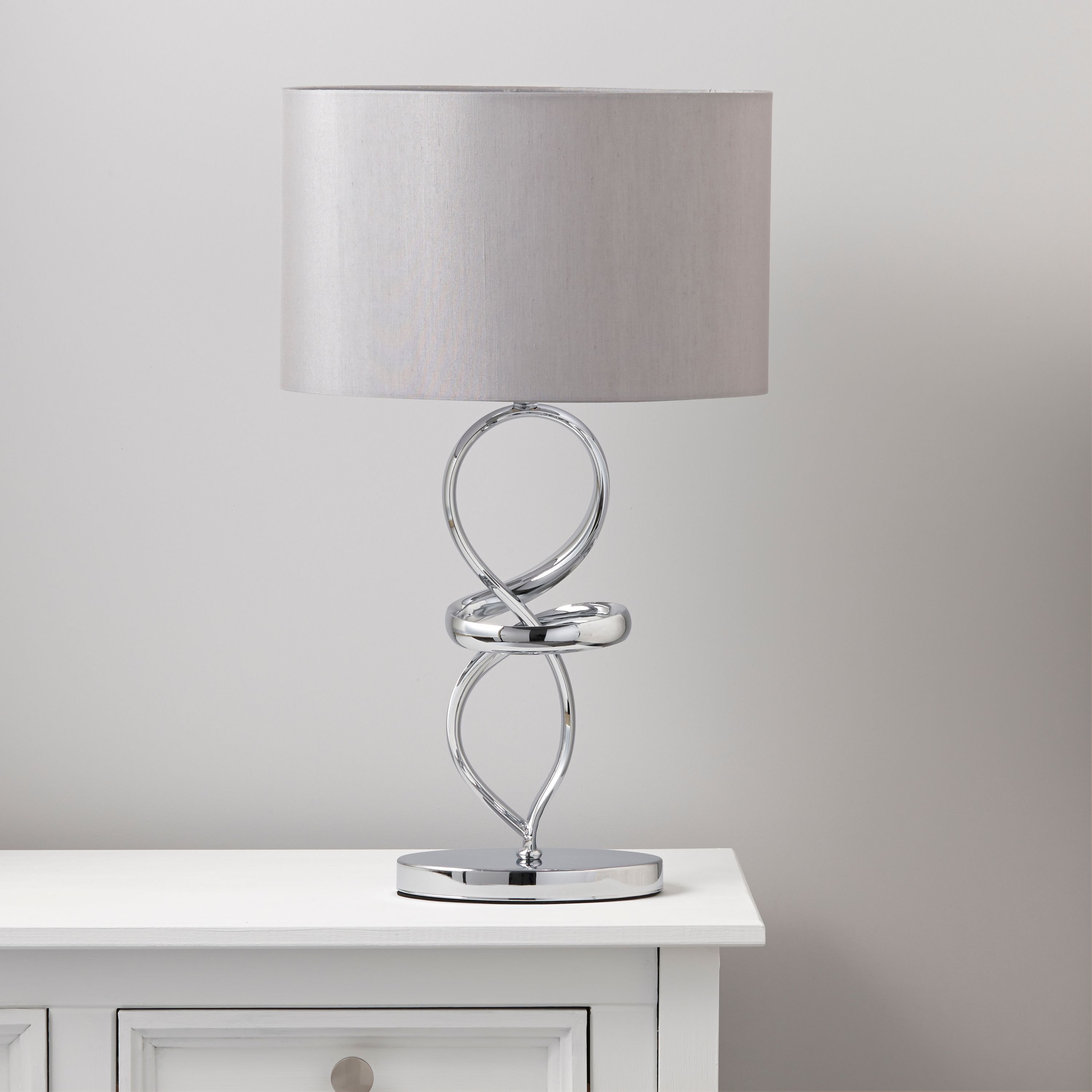 b and q table lamps