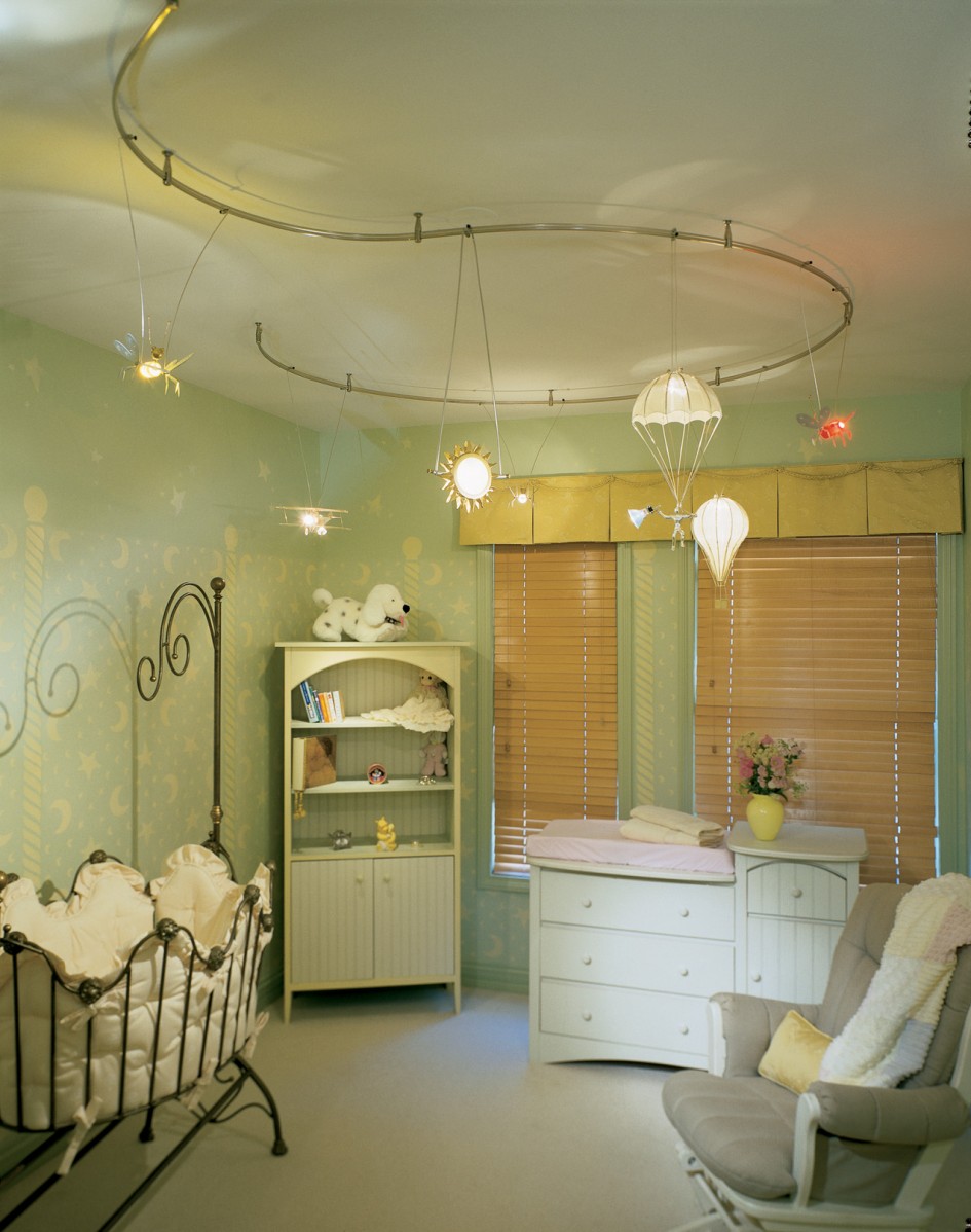 Light Up Your Child's Bedroom Using Kids Bedroom Ceiling ...