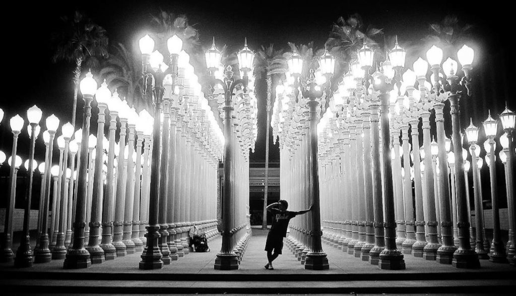 10 types of hues accessible for Los angeles lamps Warisan Lighting