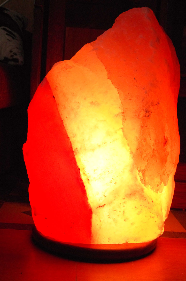 Know the Facts about Salt Lamp Warisan Lighting