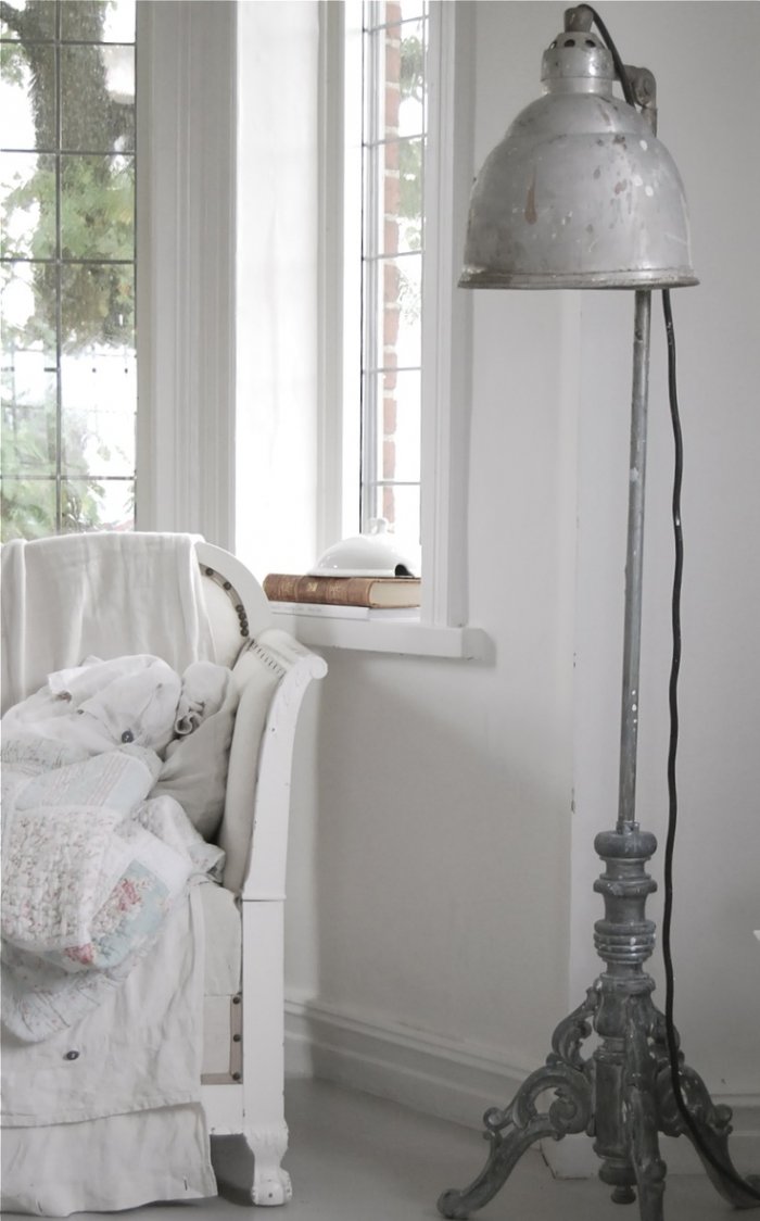 shabby chic standing lamp