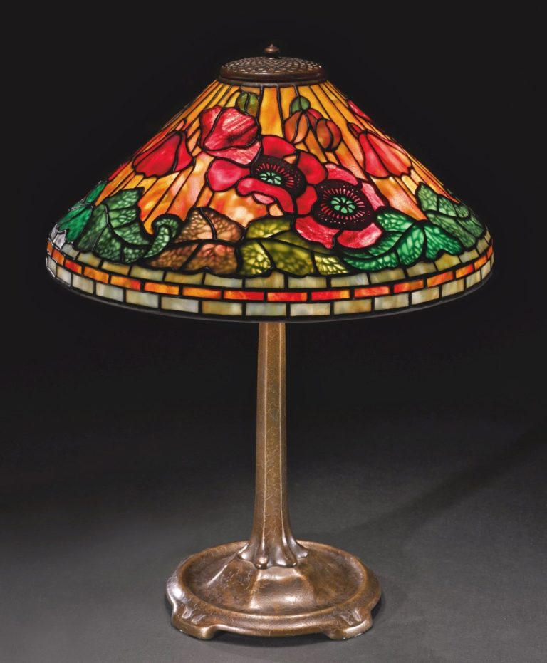 Tiffany lamps authentic. How do you tell if a Tiffany lamp is real
