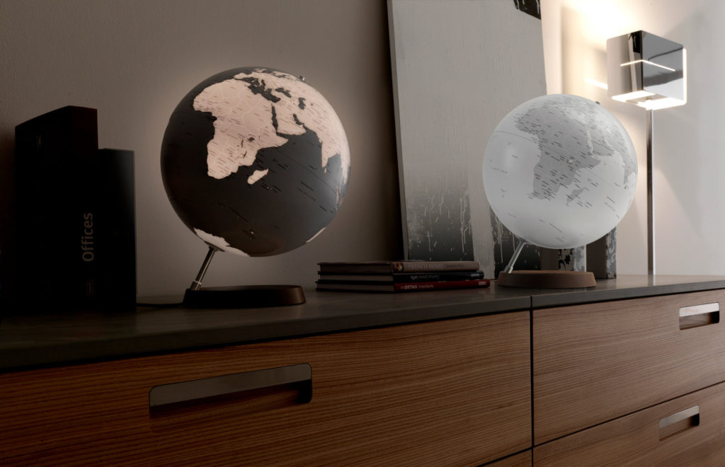 Open The Light Of The World With World Globe Lamps Warisan Lighting   World Globe Lamp Photo 8 1024x660 