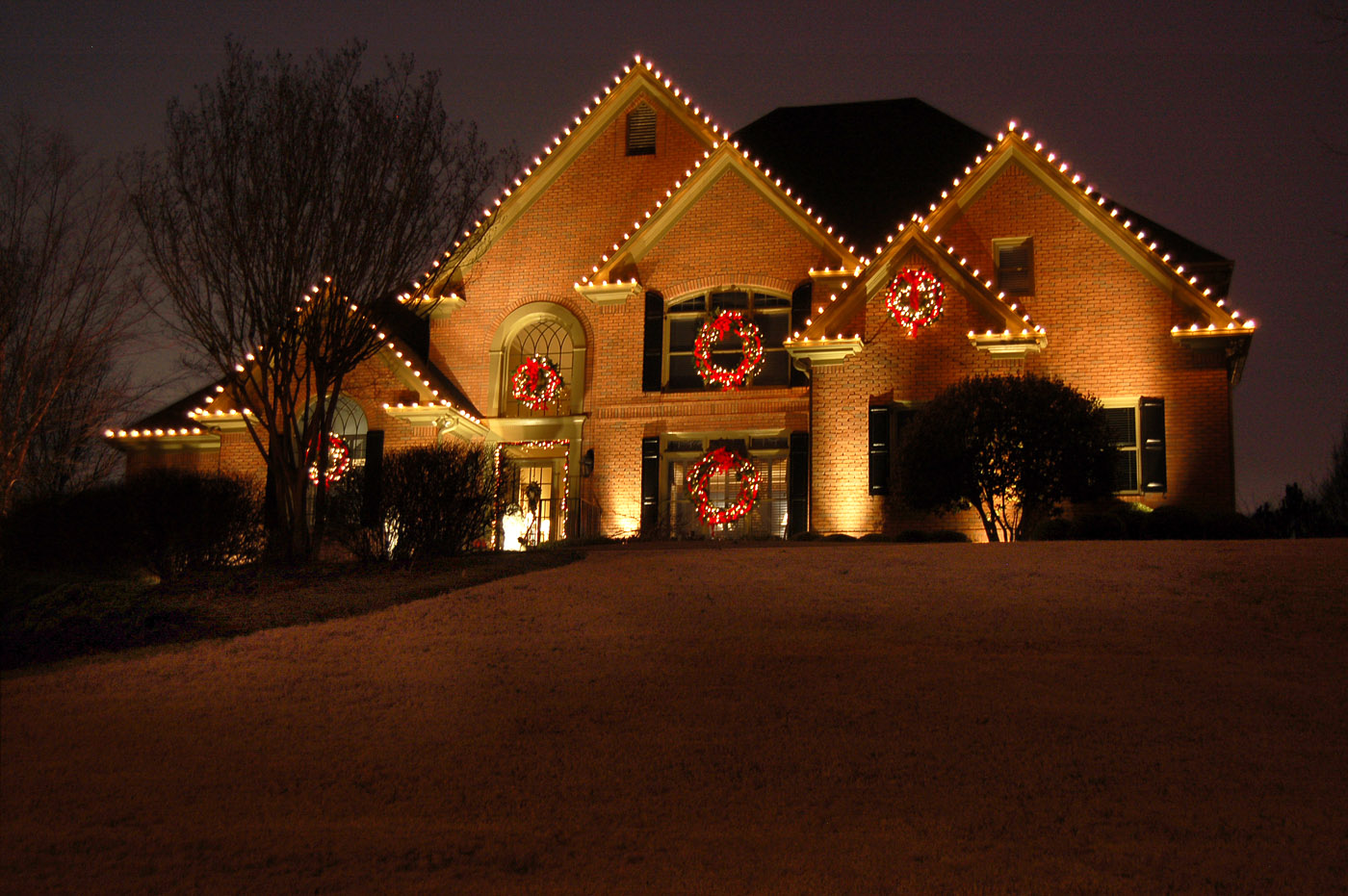 c9-outdoor-christmas-lights-photo-11