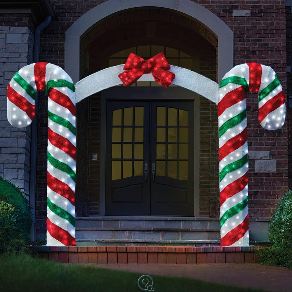 Candy cane outdoor lights - 15 Trendy Outdoor Lights to Celebrate the ...