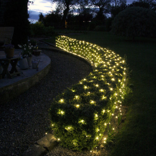 christmas-outdoor-net-lights-photo-14