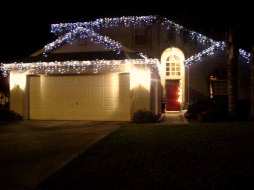 garland-christmas-lights-outdoor-photo-7