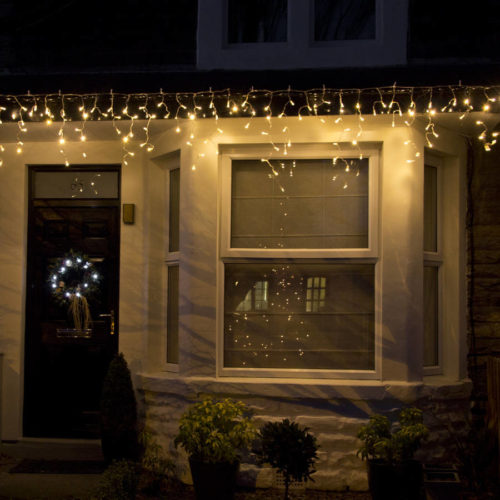 warm-white-outdoor-lights-photo-10