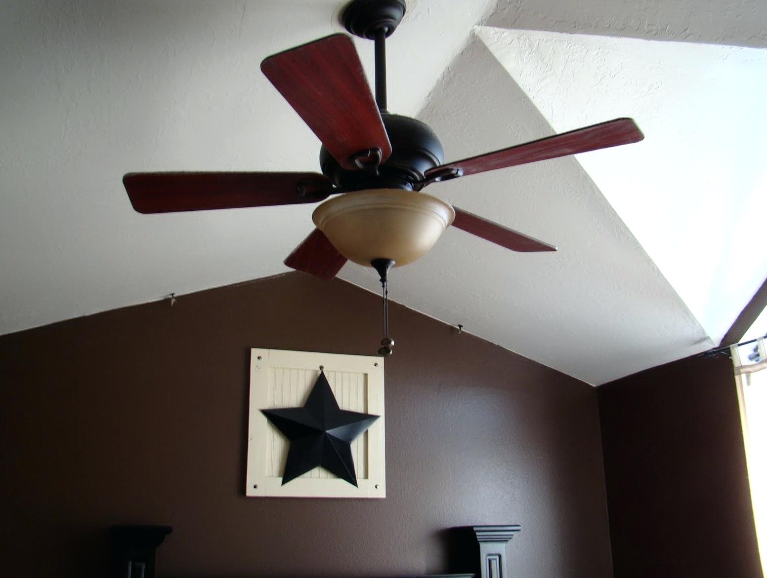 Guide On How To Install Ceiling Fan On Vaulted Ceiling