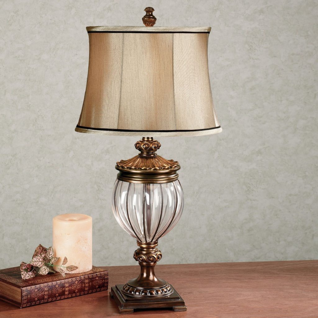 Tuscan table lamps - tips for buying | Warisan Lighting