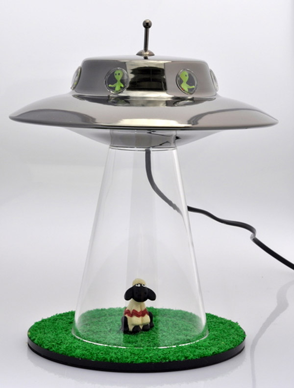 alien abduction lamp photo - 1