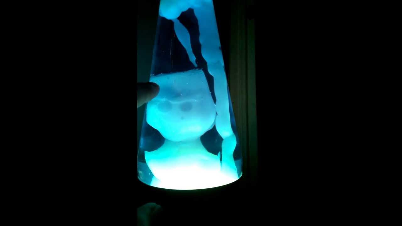 alien lava lamp photo - 10