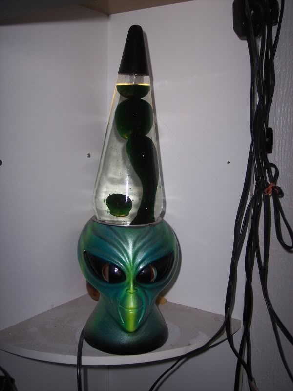 alien lava lamp photo - 4