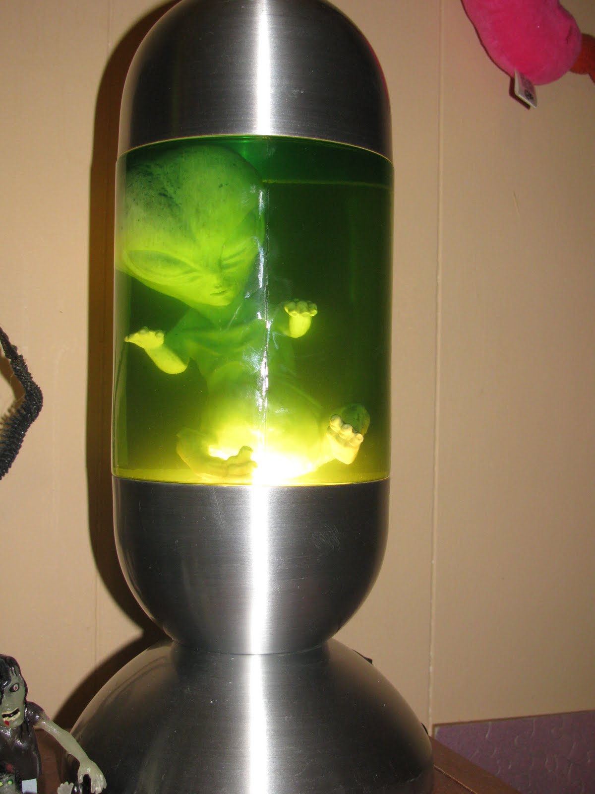 alien lava lamp photo - 5