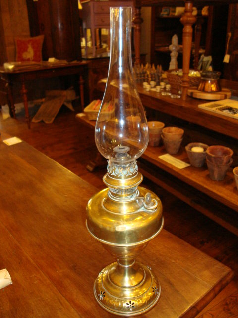 antique brass oil lamps photo - 4