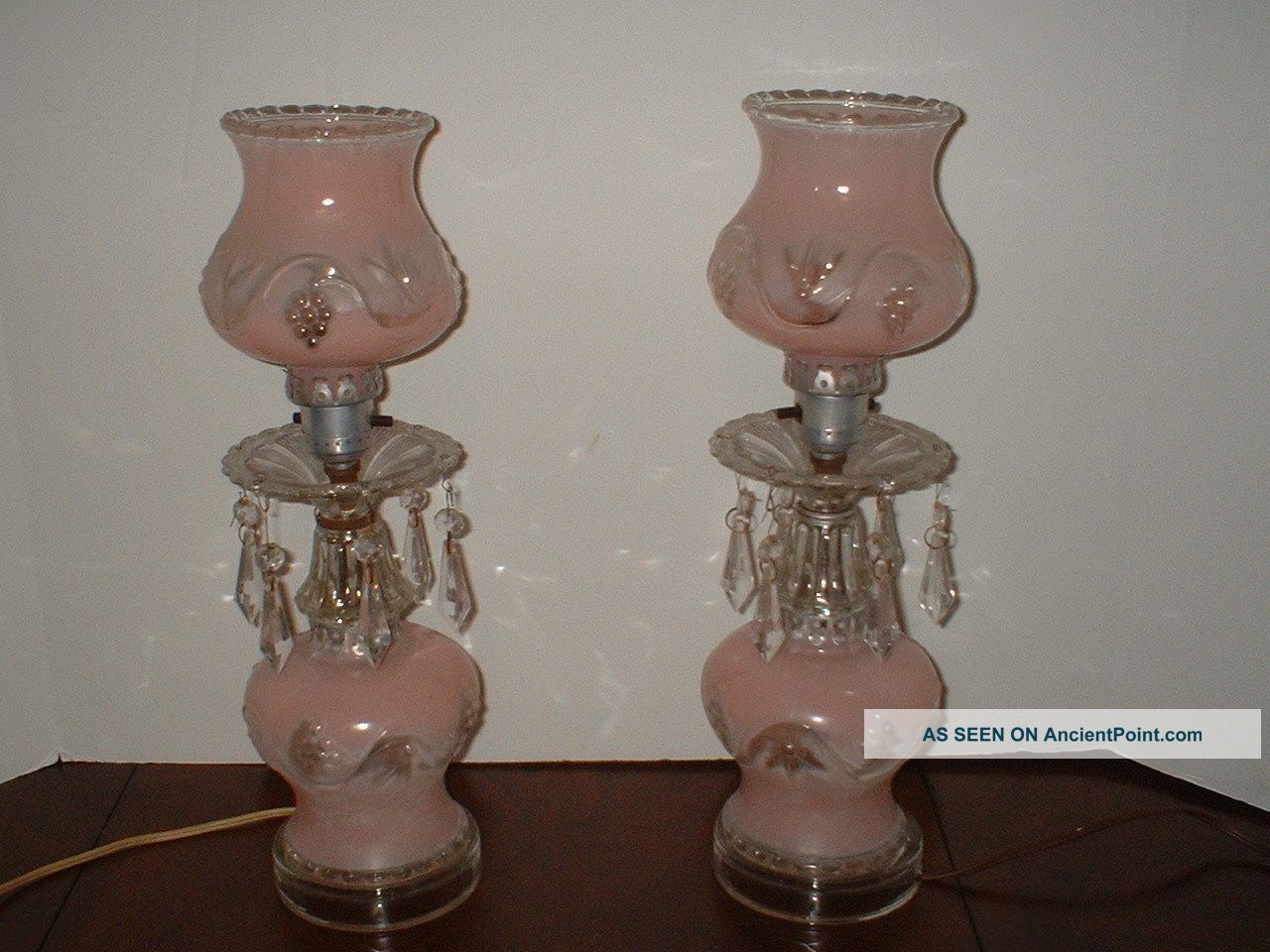antique glass table lamps photo - 10