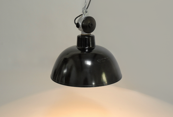 bauhaus lamp photo - 9