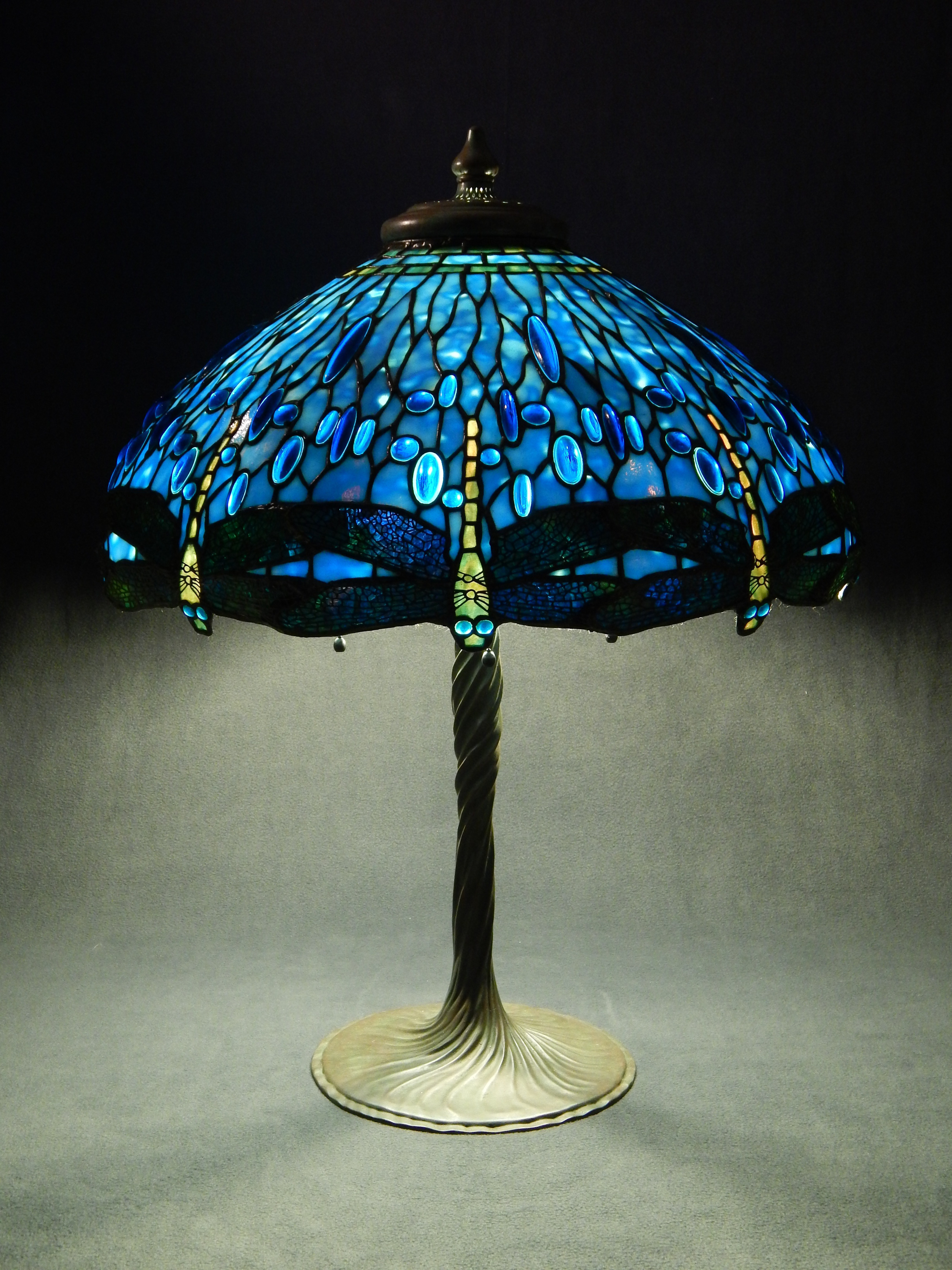 blue tiffany lamp photo - 3