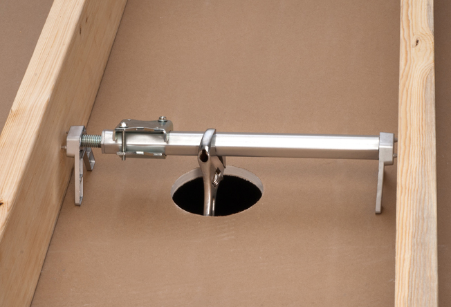 Ceiling fan junction box - Light and aerate your house at no extra cost