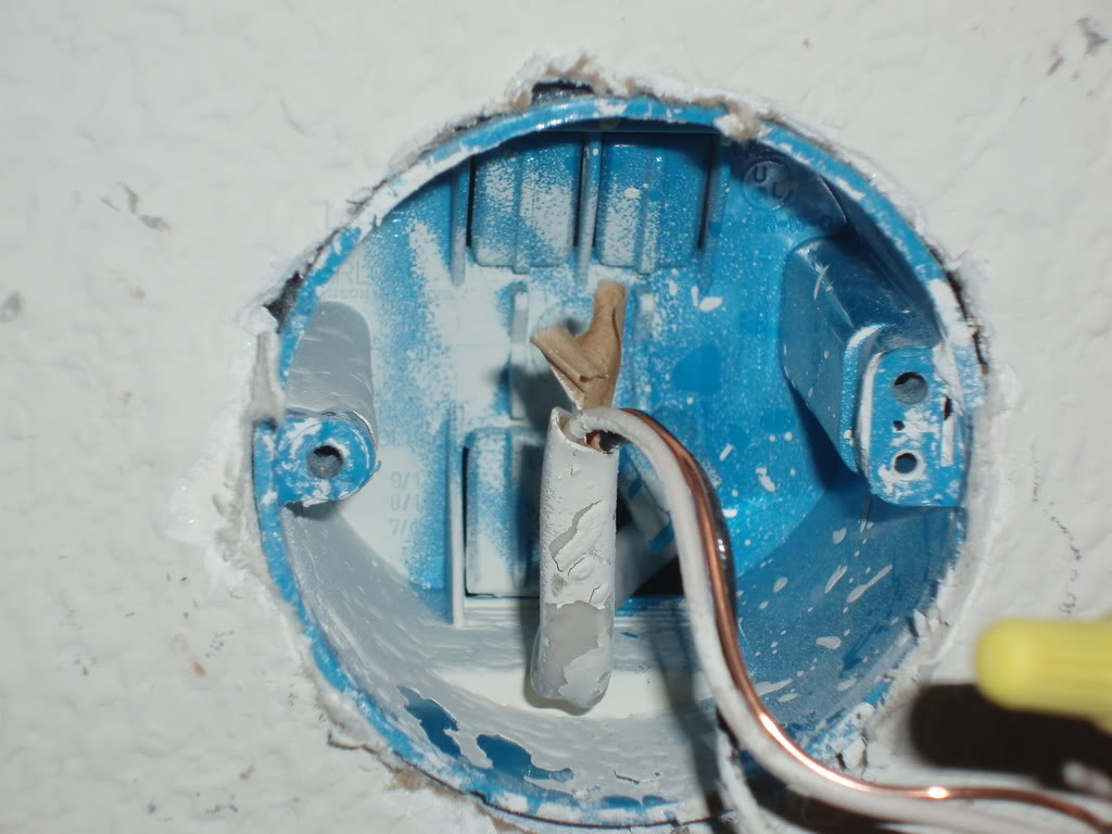 ceiling light junction box photo - 5