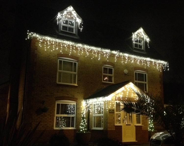 christmas cluster lights outdoor photo - 6