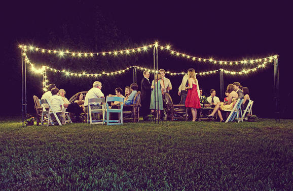 diy outdoor wedding lighting photo - 10